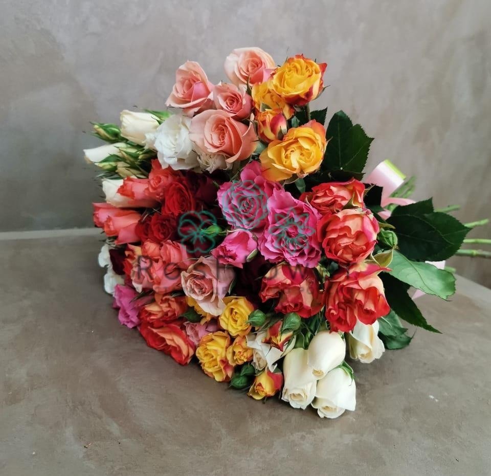 Букет цветов из: Розы в Уютном