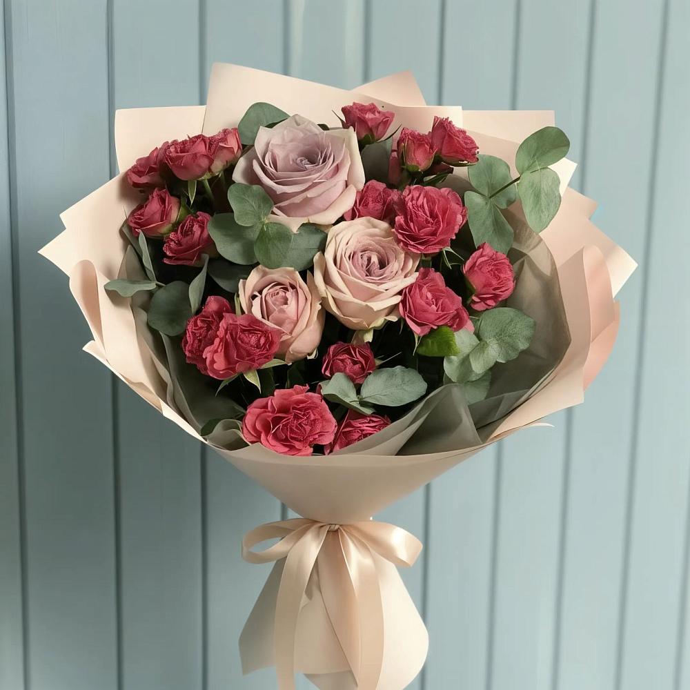 Букет цветов из: Гвоздики и Розы в Уютном