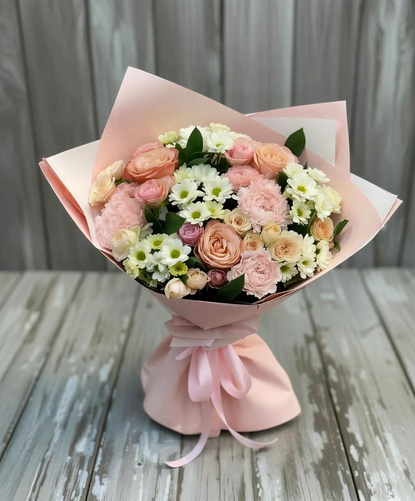 Букет цветов из: Гвоздики, Розы и Хризантемы в Уютном