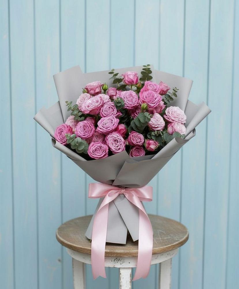 Букет цветов из: Розы в Уютном