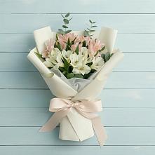 Букет цветов из:  Альстромерии в Уютном