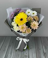 Букет цветов из:  Розы, Герберы и Хризантемы в Уютном