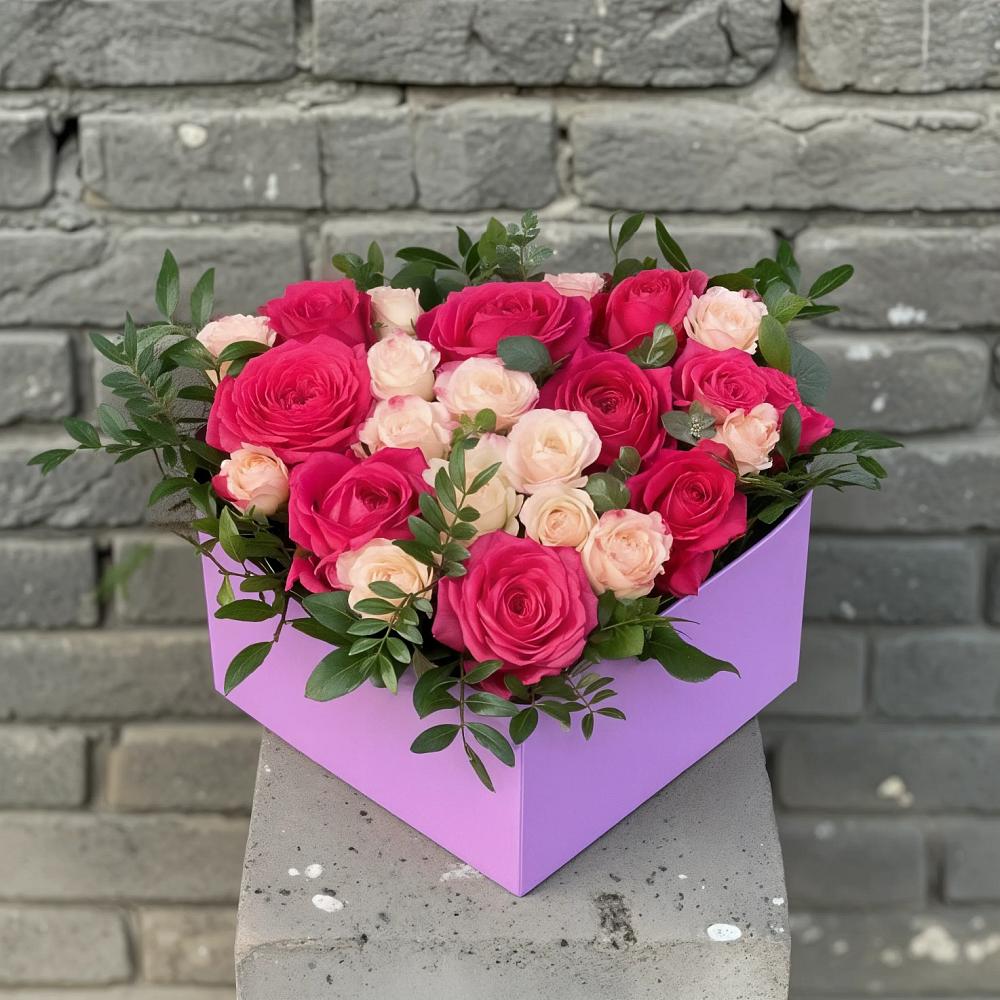 Цветочная композиция из Розы в коробке в Уютном