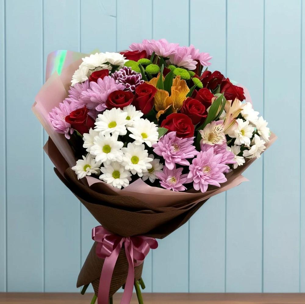 Букет цветов из: Розы, Хризантемы и Альстромерии в Уютном