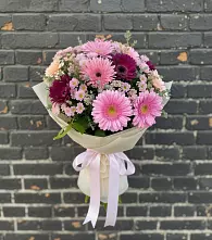 Букет цветов из:  Герберы и Хризантемы в Уютном