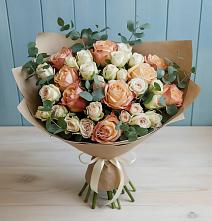 Букет цветов из:  Альстромерии и Розы в Уютном
